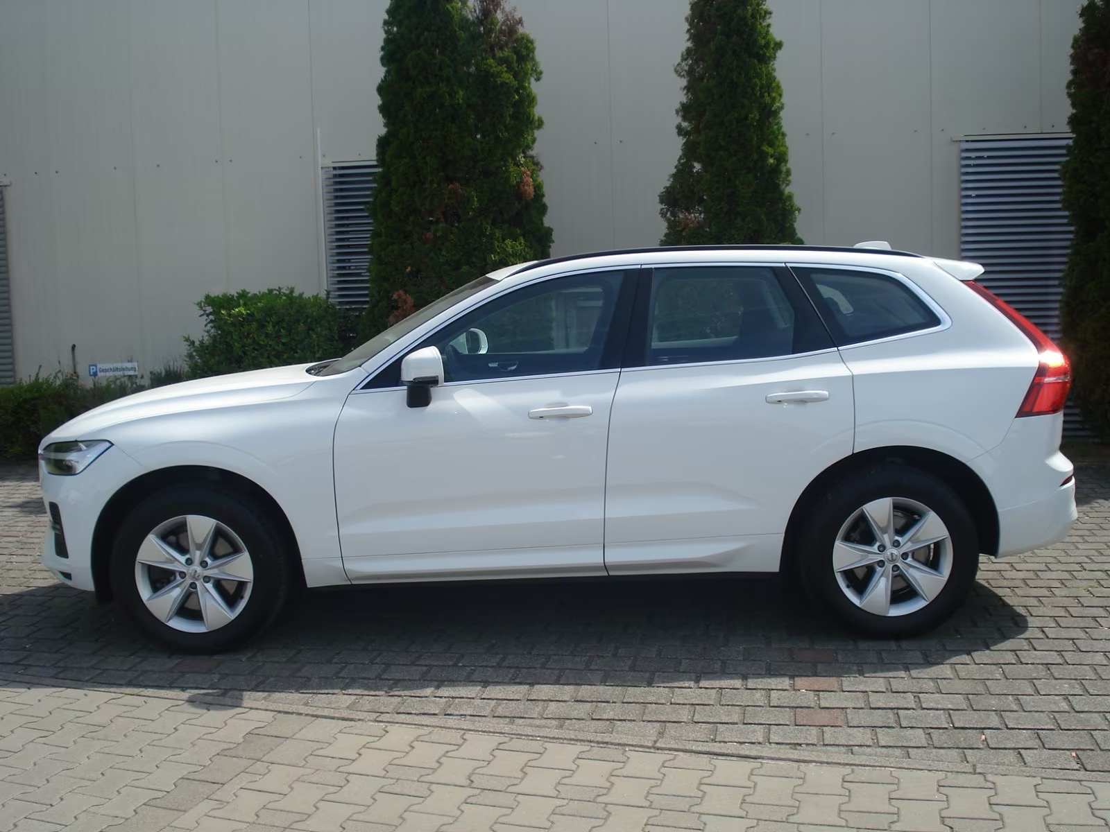 Volvo XC60 Momentum Pro MILD HIBRID DIESEL CUERO